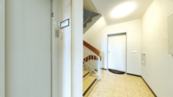 Treppenhaus - Mönchengladbach-Windberg! 3-Zimmer-Wohnung mit Tiefgaragenstellplatz und sonniger Loggia