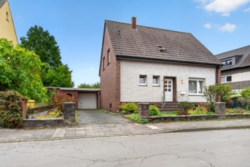 Willich-Anrath: Freistehendes Einfamilienhaus mit traumhaft weitläufigem Garten und viel Potenzial, 47877 Willich, Einfamilienhaus