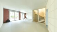 Wohnzimmer - Krefeld-Forstwald! Elegante Doppelhaushälfte in zweiter Reihe mit viel Charme und Komfort