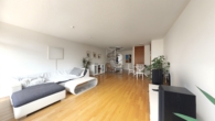 Wohnzimmer - Zuhause auf zwei Ebenen – Maisonette-Wohnung über den Dächern von Krefeld-Fischeln!