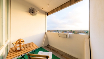 1-Zimmer-Wohnung mit Loggia und Ausblick, 47805 Krefeld, Etagenwohnung