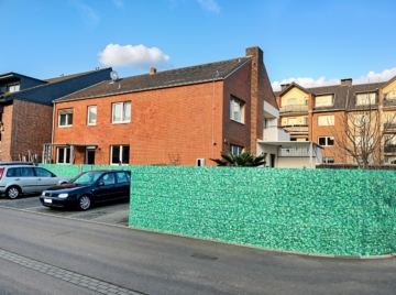 Provisionsfrei: Ihr Zweifamilienhaus mit Potenzial – Platzwunder für kreative Raumgestaltung!, 47839 Krefeld, Zweifamilienhaus