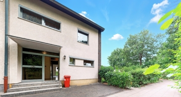 Krefeld-Gartenstadt! Renovierungsbedürftiges Reihenendhaus in ruhiger Sackgassenlage, 47829 Krefeld, Reihenendhaus